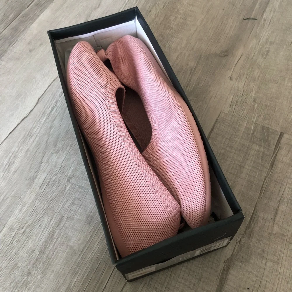 Danskin Luxe Rejuvenate. Memory foam shoes. Size 10 - Picture 12 of 12